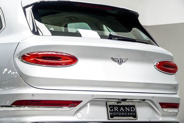 2021 Bentley Bentayga V8 AWD - 23012528 - 13