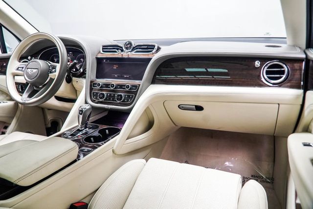 2021 Bentley Bentayga V8 AWD - 23012528 - 20