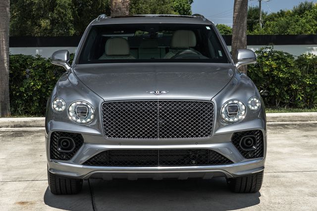 2021 Bentley Bentayga V8 AWD - 23045204 - 11