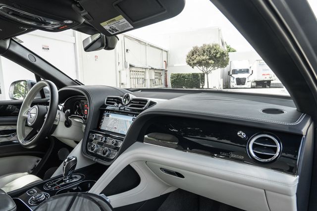 2021 Bentley Bentayga V8 AWD - 23045204 - 27