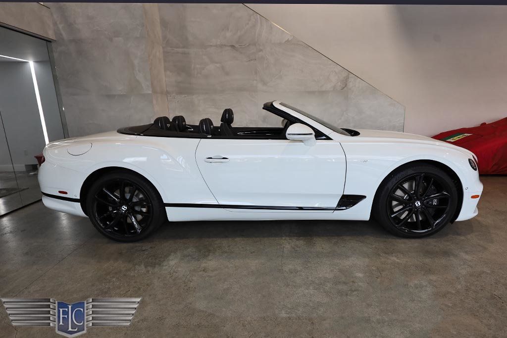 2021 Bentley Continental GTC Mulliner V8 Convertible - 23032853 - 11