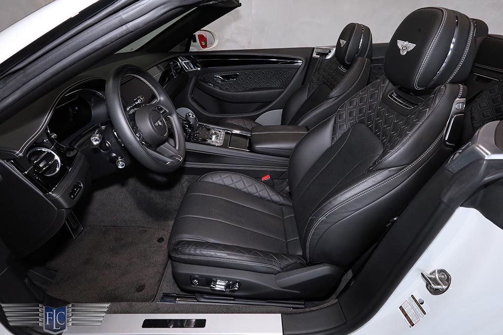 2021 Bentley Continental GTC Mulliner V8 Convertible - 23032853 - 14