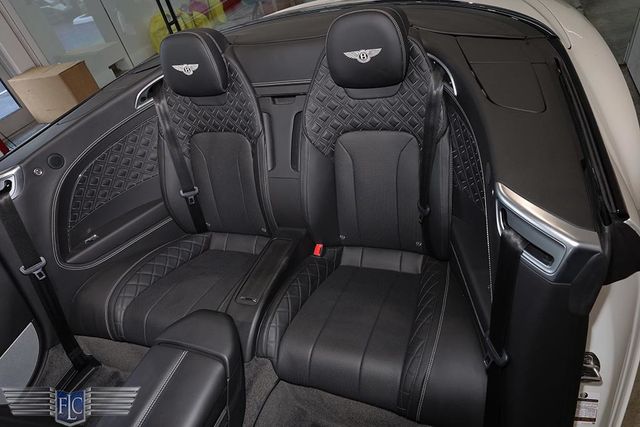2021 Bentley Continental GTC Mulliner V8 Convertible - 23032853 - 17