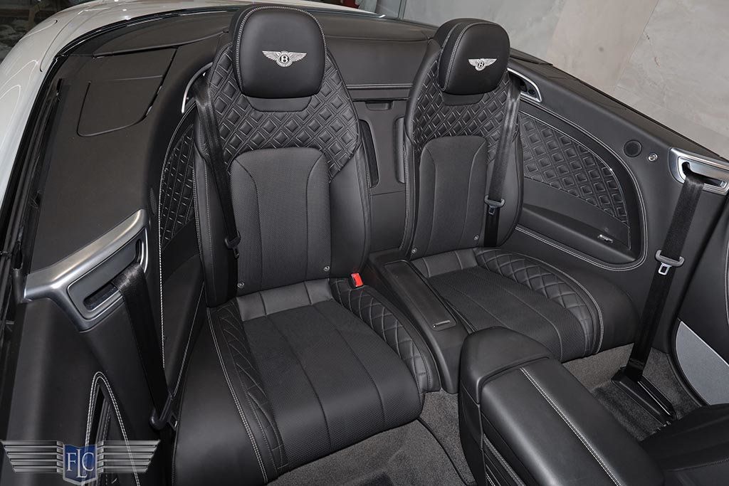 2021 Bentley Continental GTC Mulliner V8 Convertible - 23032853 - 18