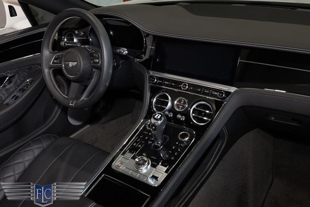 2021 Bentley Continental GTC Mulliner V8 Convertible - 23032853 - 20