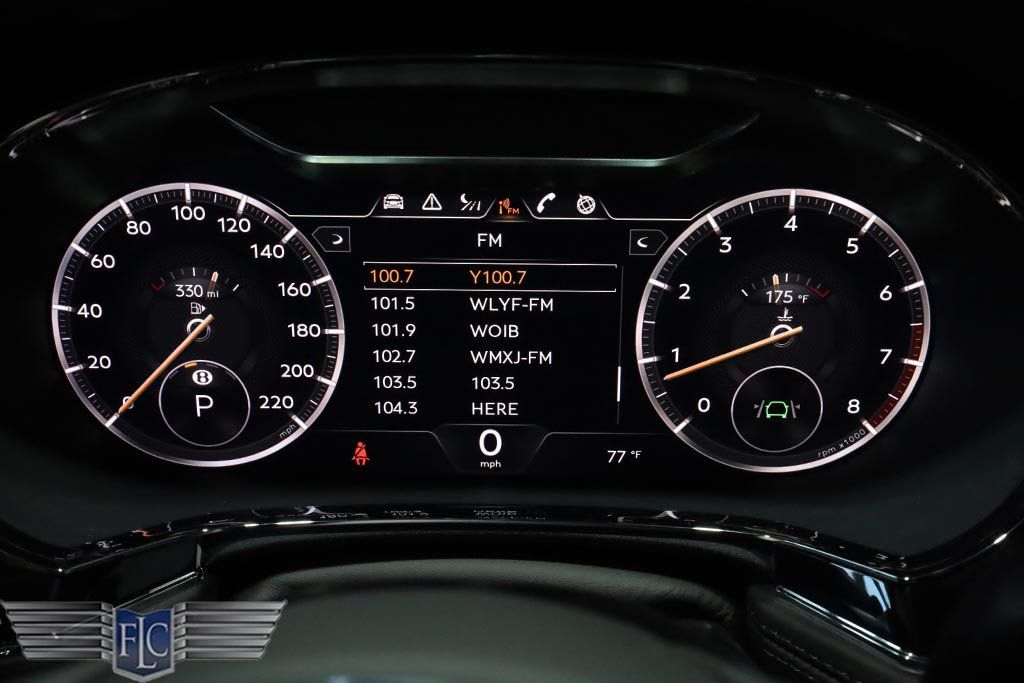 2021 Bentley Continental GTC Mulliner V8 Convertible - 23032853 - 29
