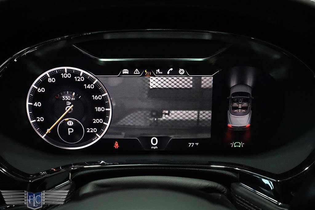 2021 Bentley Continental GTC Mulliner V8 Convertible - 23032853 - 30