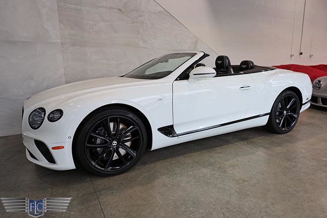 2021 Bentley Continental GTC Mulliner V8 Convertible - 23032853 - 38