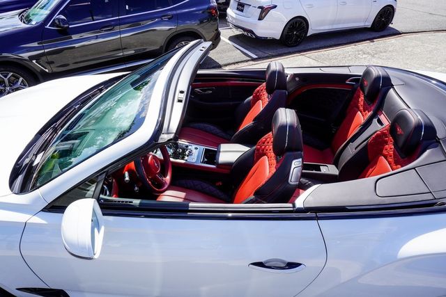 2021 Bentley Continental GT W12 photo 3
