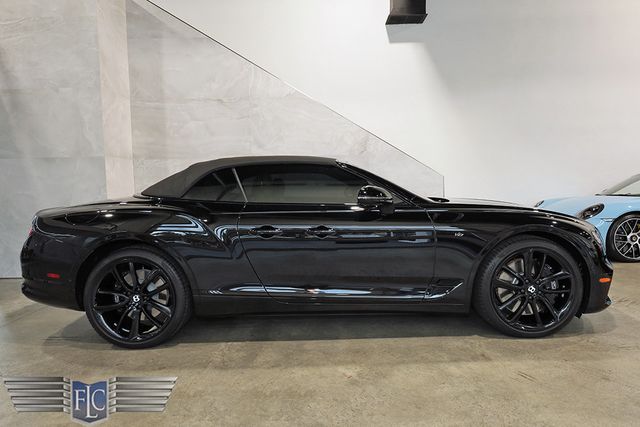 2021 Bentley Continental GTC V8 Convertible - 22975128 - 40
