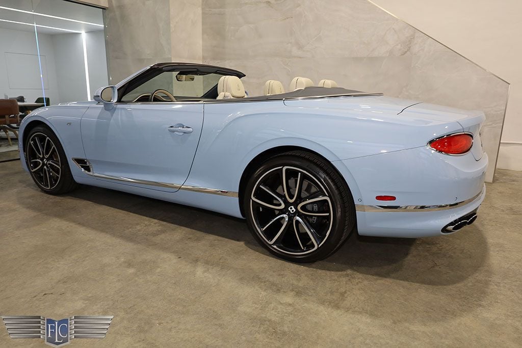 2021 Bentley Continental GTC V8 Mulliner Convertible - 22748365 - 40