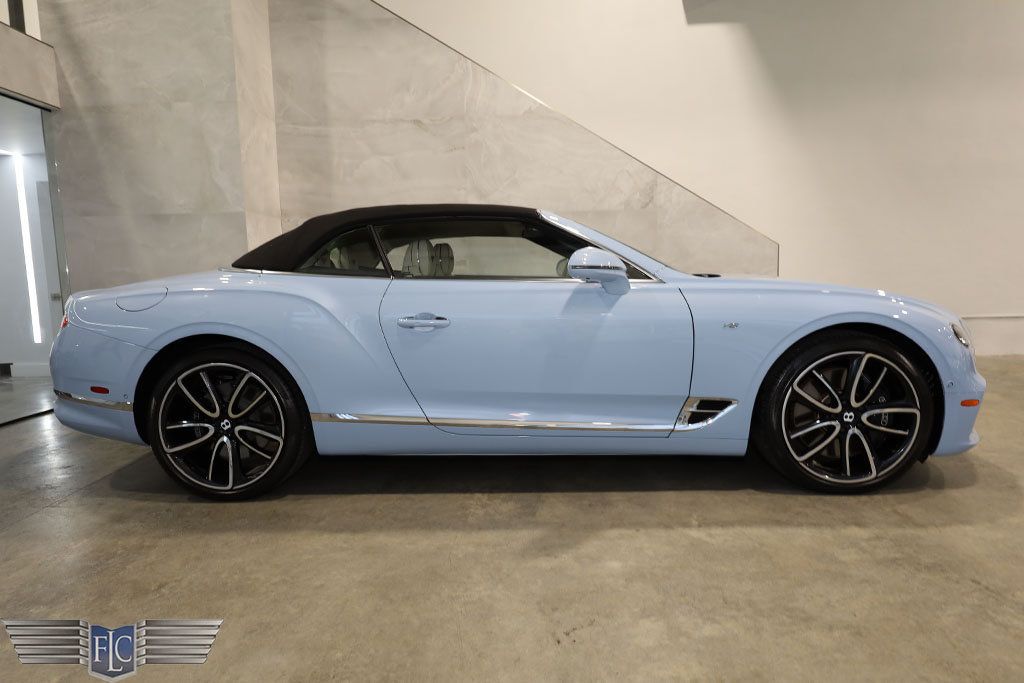 2021 Bentley Continental GTC V8 Mulliner Convertible - 22748365 - 42