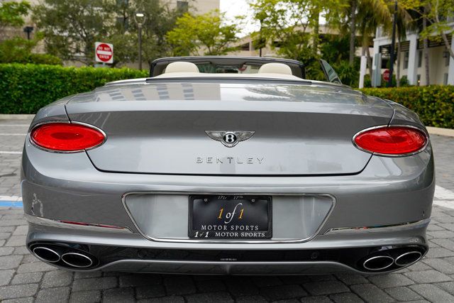 2021 Bentley Continental GT Mulliner Convertible - 22974034 - 24