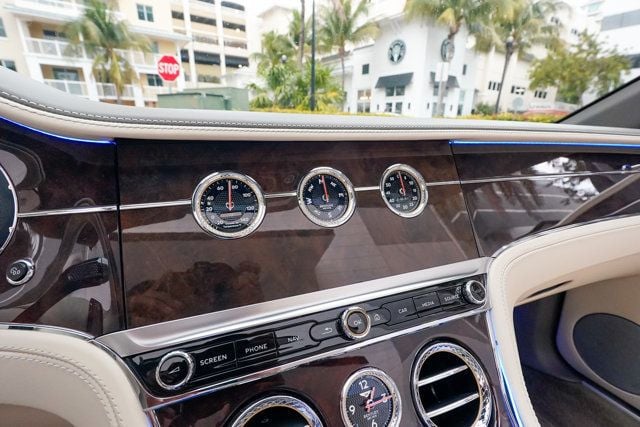 2021 Bentley Continental GT Mulliner Convertible - 22974034 - 71