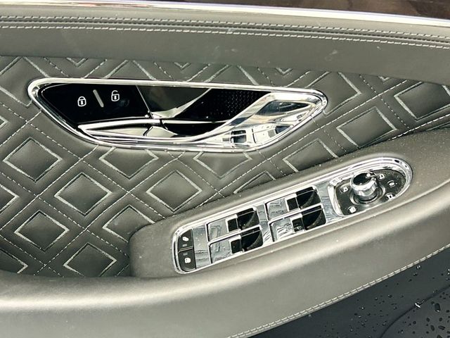 2021 Bentley Continental GT V8 Convertible - 23001236 - 29
