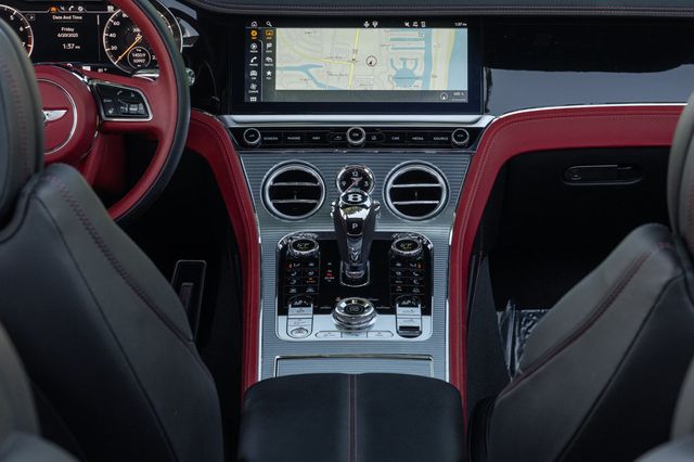 2021 Bentley Continental GT V8 Convertible - 22872295 - 17