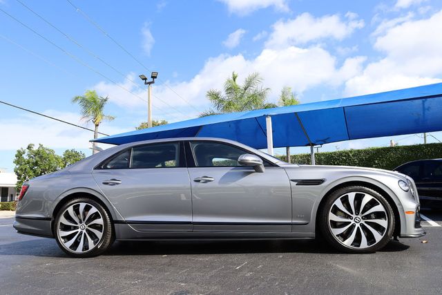 2021 Bentley Flying Spur V8 Mulliner Sedan - 21197335 - 14