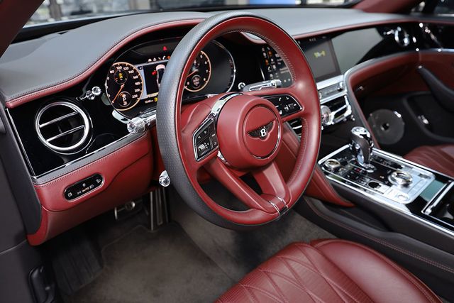 2021 Bentley Flying Spur V8 Mulliner Sedan - 21197335 - 28