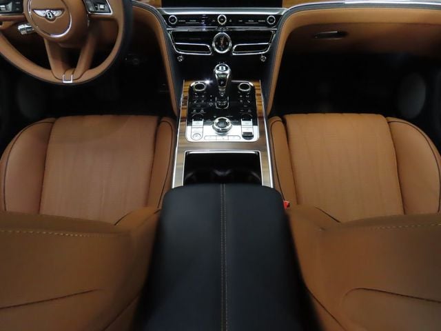 2021 Bentley Flying Spur V8 Sedan - 22952402 - 16