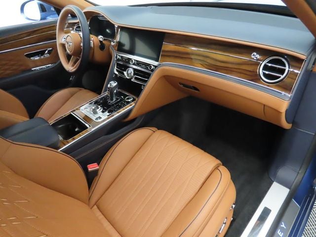 2021 Bentley Flying Spur V8 Sedan - 22952402 - 17