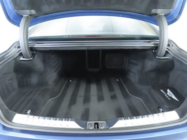 2021 Bentley Flying Spur V8 Sedan - 22952402 - 28