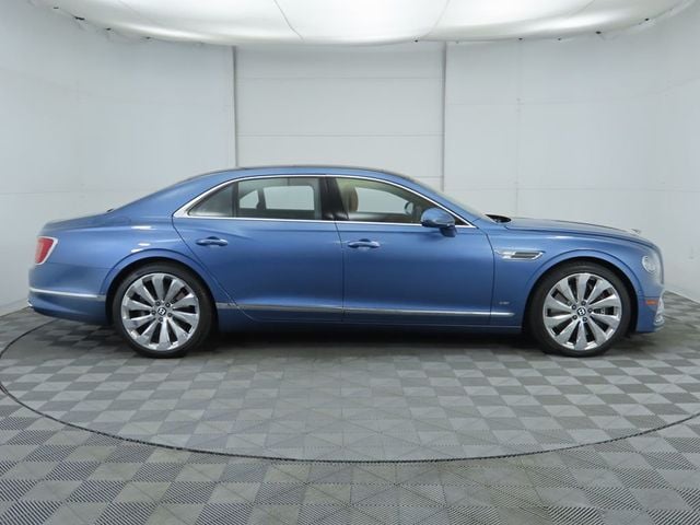 2021 Bentley Flying Spur V8 Sedan - 22952402 - 3
