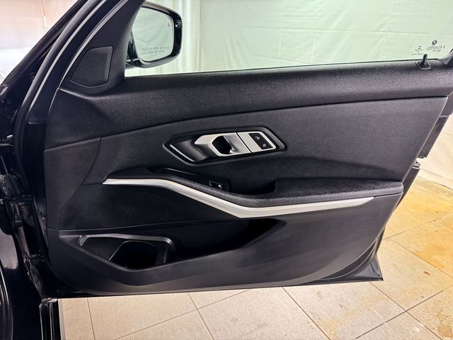 2021 BMW 3 Series 330e XDRIVE AWD PREMIUM - 23050211 - 17