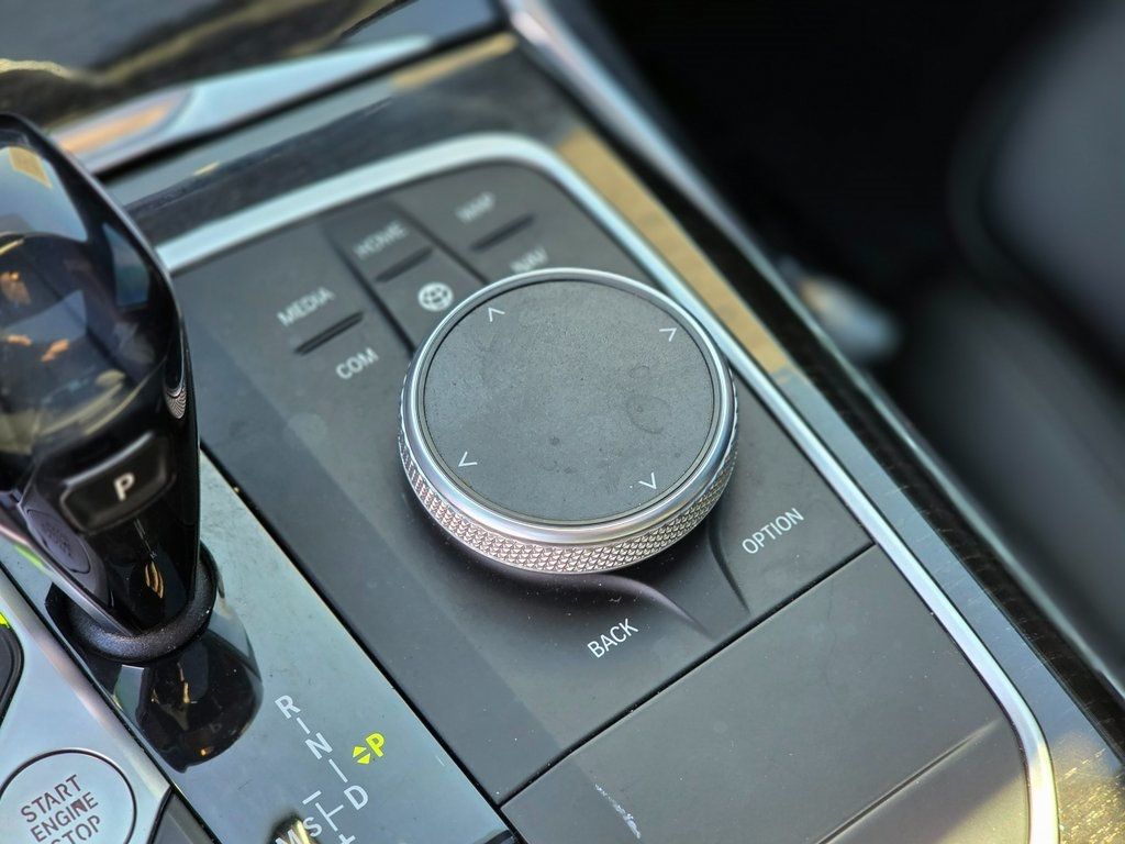 2021 BMW 3 Series 330i - 22973426 - 35