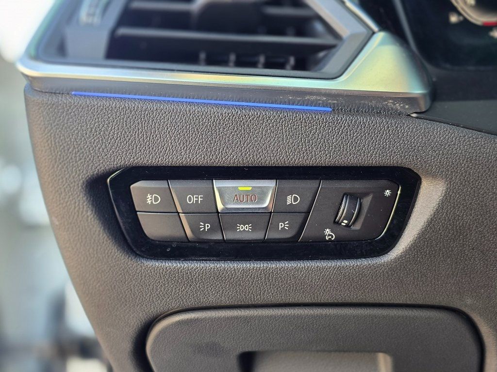 2021 BMW 3 Series 330i - 22973426 - 41