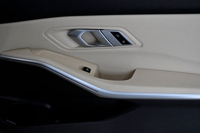 2021 BMW 3 Series 330i - 22883590 - 17