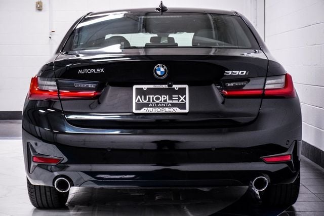 2021 BMW 3 Series 330i photo 13