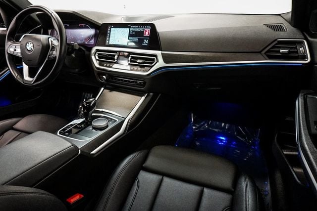 2021 BMW 3 Series 330i photo 26