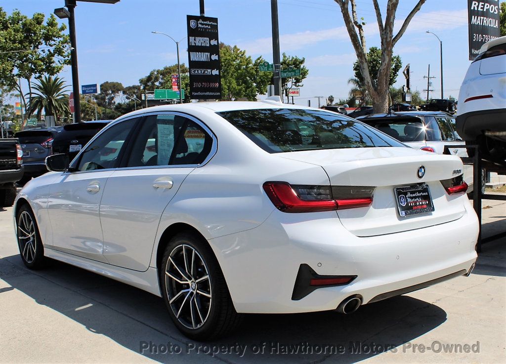 2021 BMW 3 Series 330i - 22539409 - 4