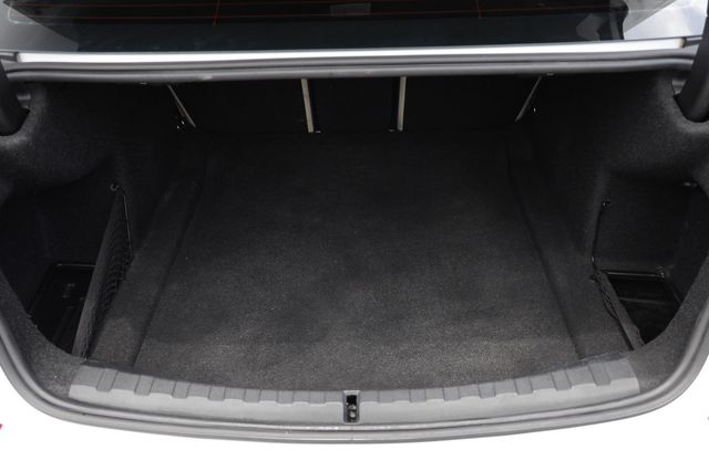 2021 BMW 3 Series 330i - M Sport - 23054846 - 22