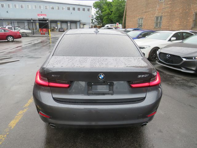 2021 BMW 3 Series 330i xDrive - 23046530 - 4