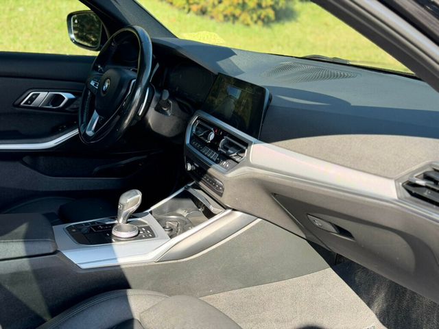 2021 BMW 3 Series 330i xDrive - 22988552 - 15