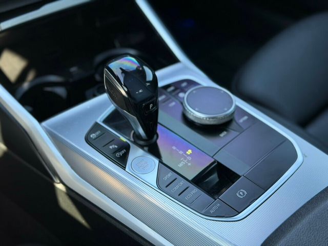 2021 BMW 3 Series 330i xDrive - 22988552 - 24