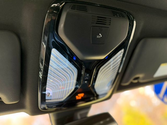 2021 BMW 3 Series 330i xDrive - 22988552 - 26