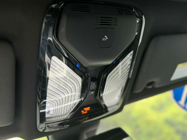 2021 BMW 3 Series 330i xDrive - 22988552 - 36