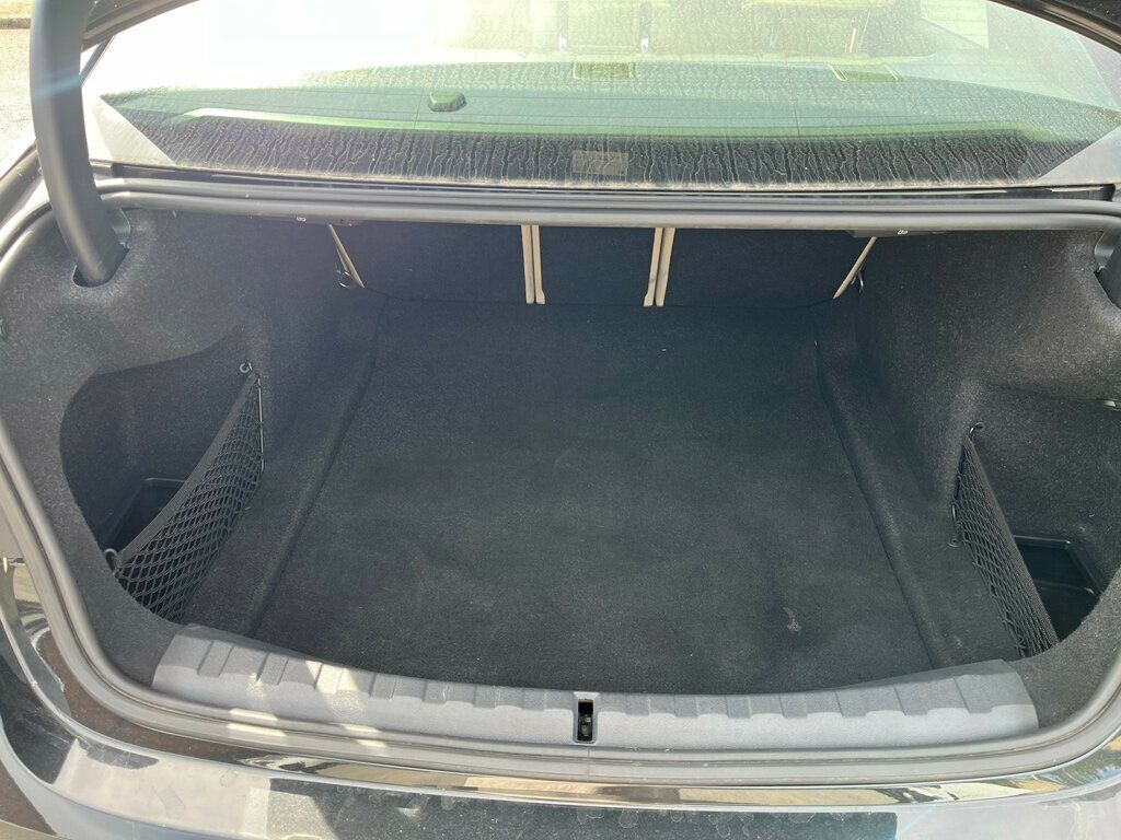 2021 BMW 3 Series 330i xDrive - 22933377 - 15