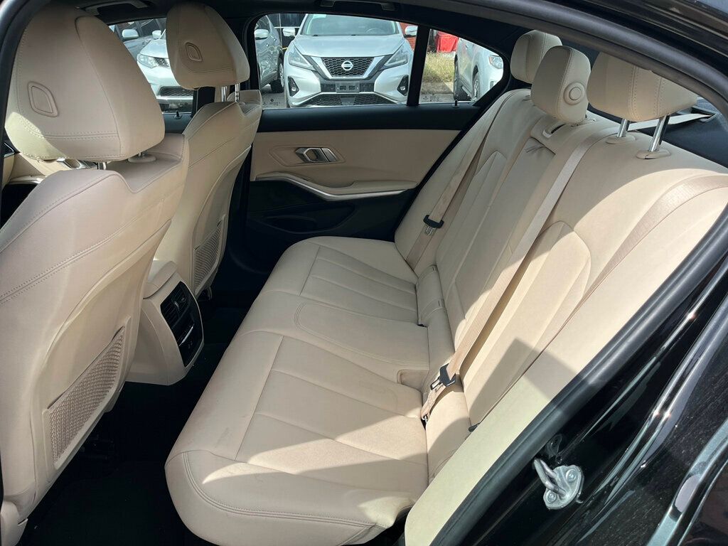 2021 BMW 3 Series 330i xDrive - 22933377 - 16