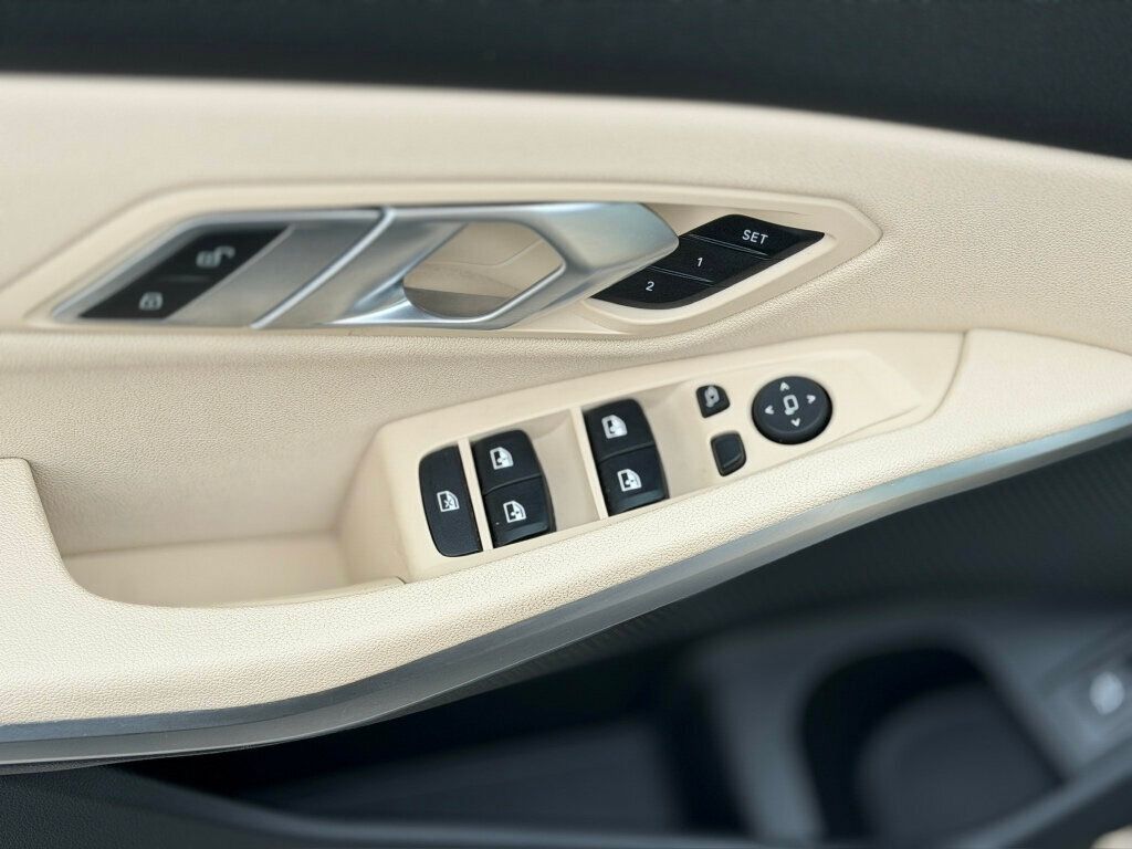 2021 BMW 3 Series 330i xDrive - 22987497 - 12