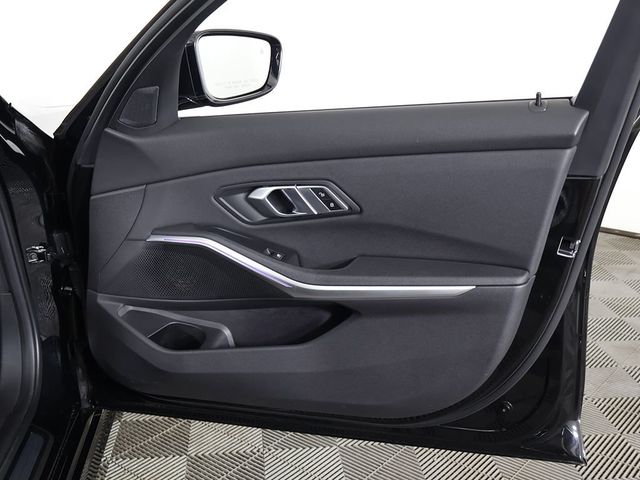2021 BMW 3 Series 330i xDrive - 23065280 - 25