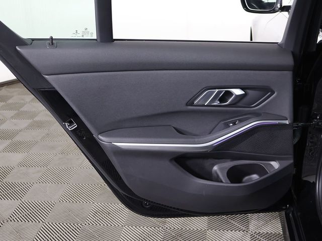2021 BMW 3 Series 330i xDrive - 23065280 - 26
