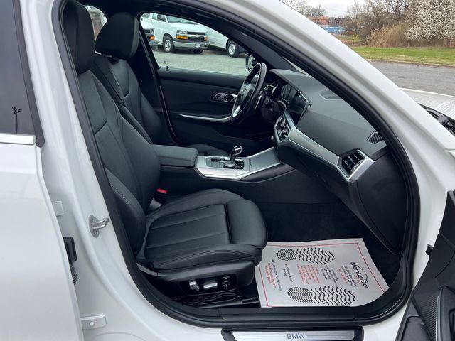2021 BMW 3 Series 330i xDrive - 23006320 - 19