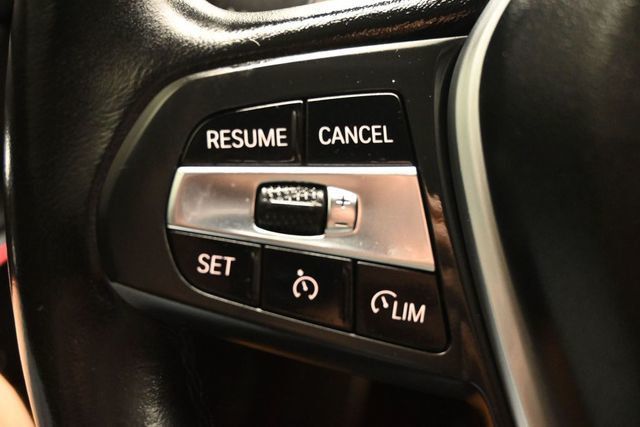2021 BMW 3 Series 330i xDrive - 23055049 - 17