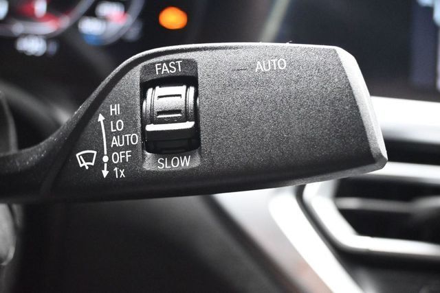 2021 BMW 3 Series 330i xDrive - 23055049 - 20