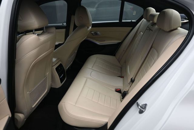 2021 BMW 3 Series 330i xDrive - 23061771 - 10