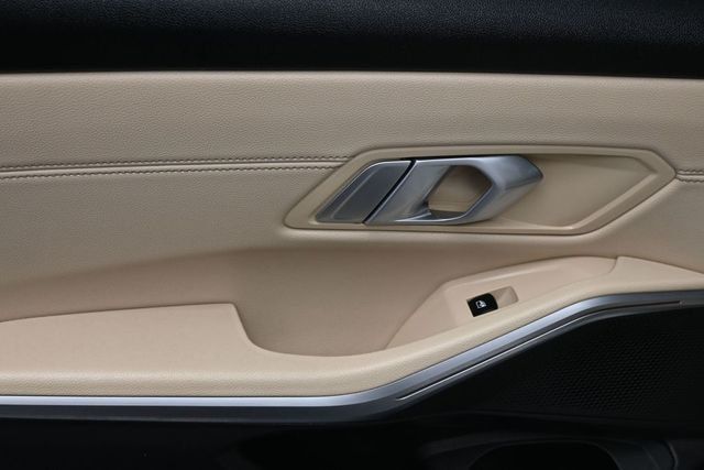 2021 BMW 3 Series 330i xDrive - 23061771 - 12