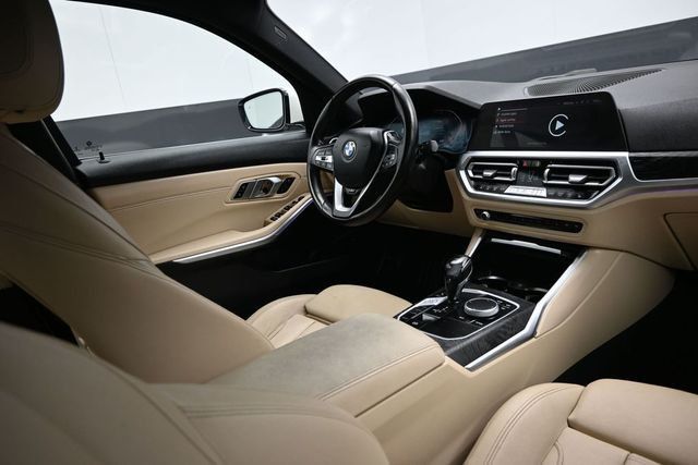 2021 BMW 3 Series 330i xDrive - 23061771 - 16